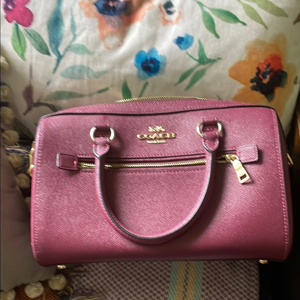 Coach Burgendy Leather Satchel with Top-Handle Design *flawed zipper